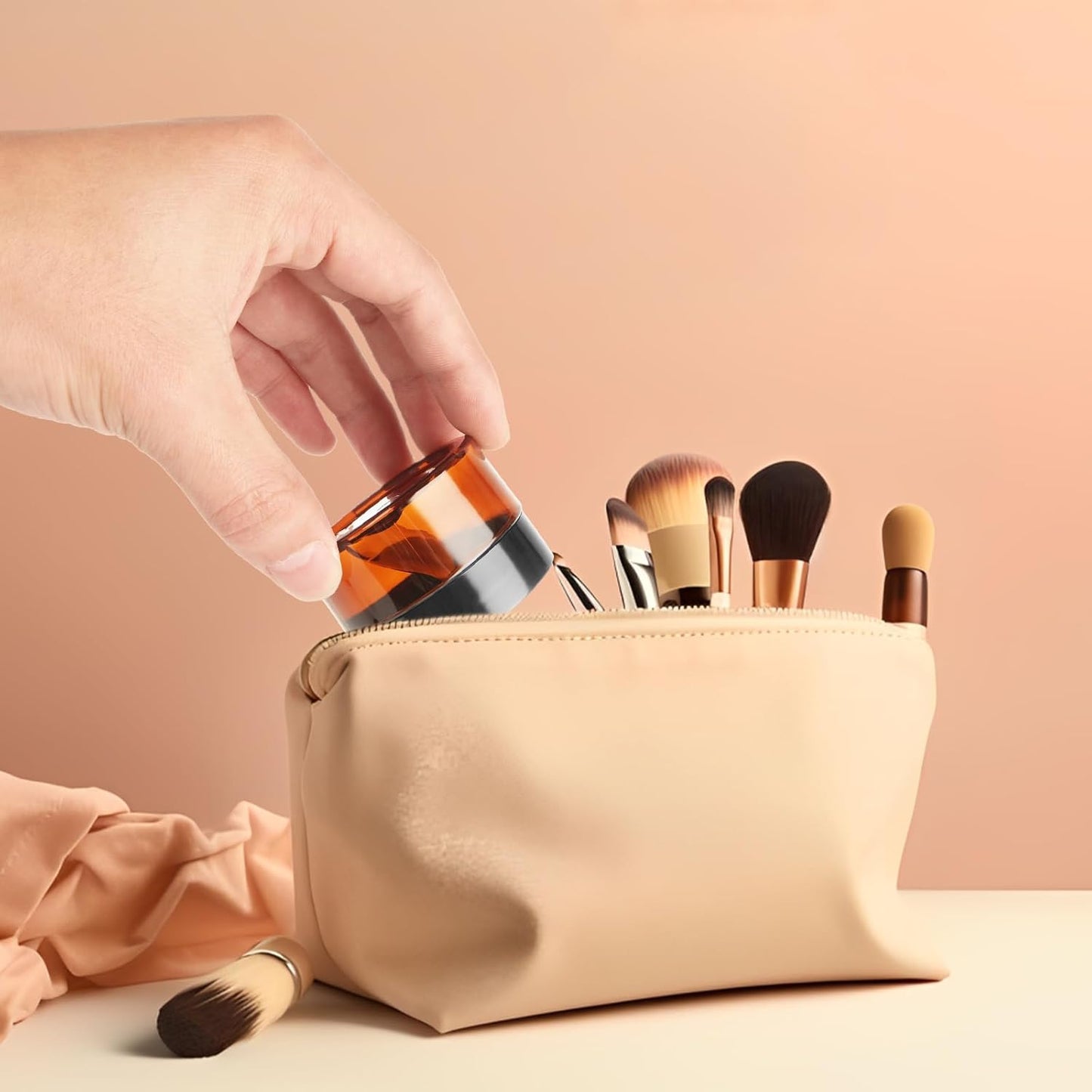 100 Pack 1oz Amber Plastic Jars with Lids 30ml Empty Cosmetic Jars Leak Proof Container Refillable Makeup Containers Travel Cosmetic Containers for Lotions Sample Cream