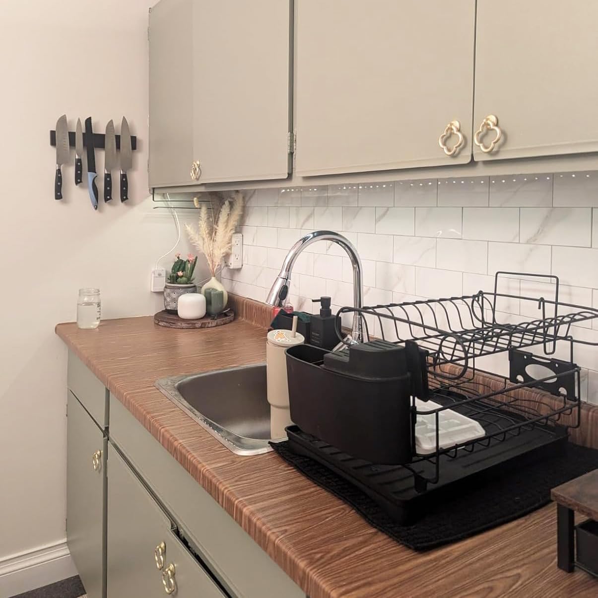 100 Pieces Peel and Stick Backsplash for Kitchen, 3" x 6" PVC Subway Tile 2025 Upgraded Glossy White Marble with White Grout Backsplash Stick on Tile Elevate Kitchen Fireplace RV