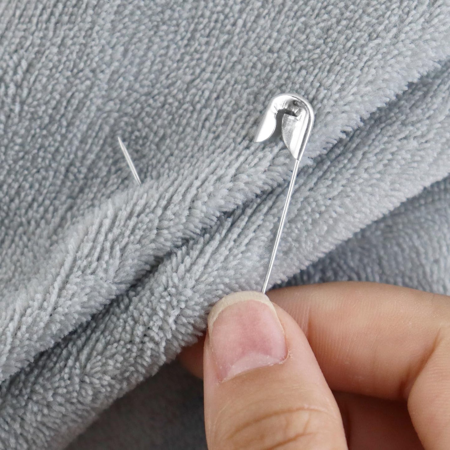 100 Pack Silver Safety Pins Assorted, Galvanized Steel Bulk Safety Pins for Sewing, Clothes, Arts & Craft (1.5 Inch / 38 mm)