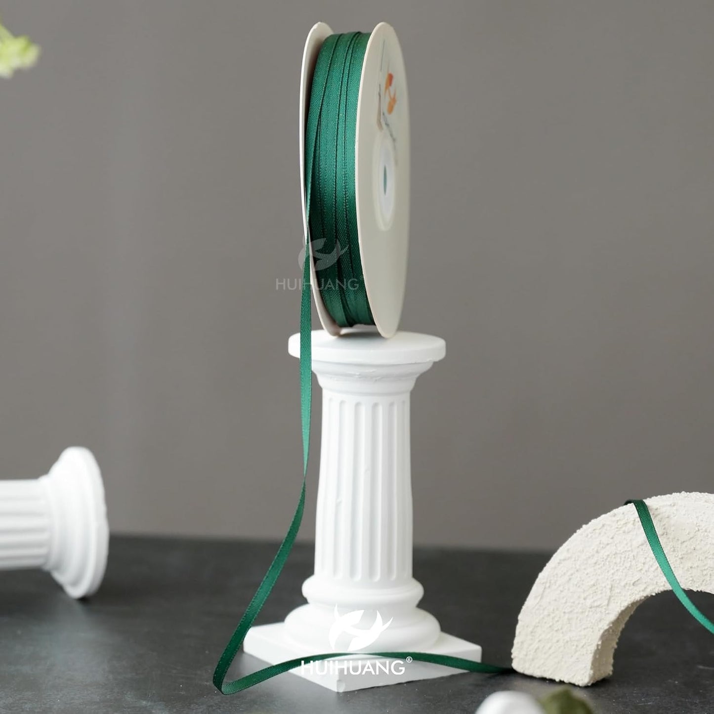 HUIHUANG Solid Color Satin Ribbon 1/8 inch x 100 Yards Roll Ribbon for Crafts (Hunter Green)