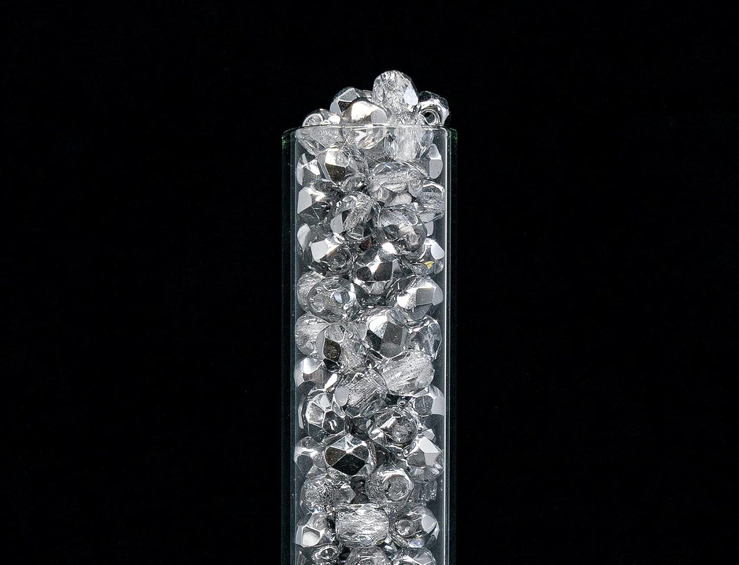 100 pcs of Faceted Fire Polished Pressed Czech Glass Beads 4mm (0.16in), Crystal Silver Aluminum Labrador 00030-27001 BCV